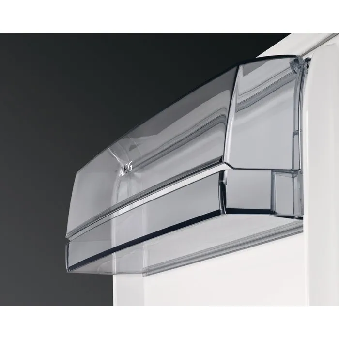 AEG SKB582F1AF Built In Larder Fridge - Fully Integrated