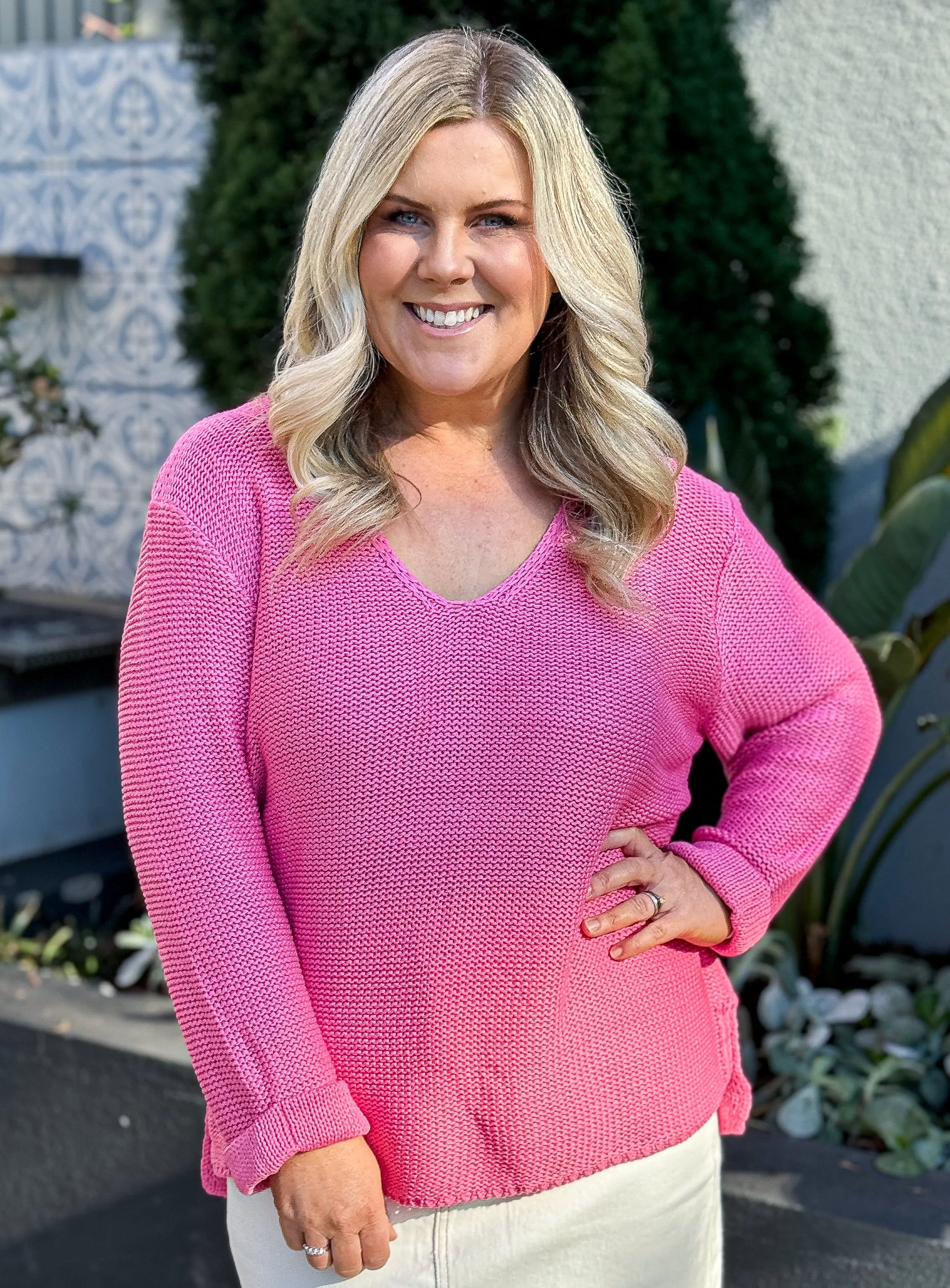 Bessie Knit - Bright Pink