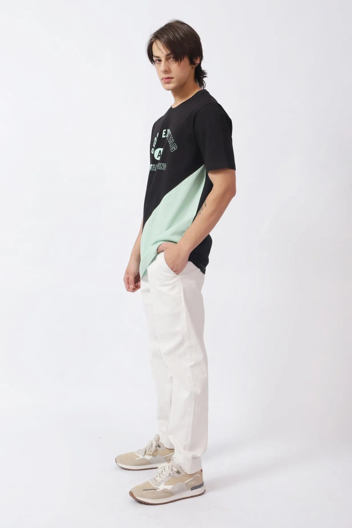 COLOR BLOCKING TEE