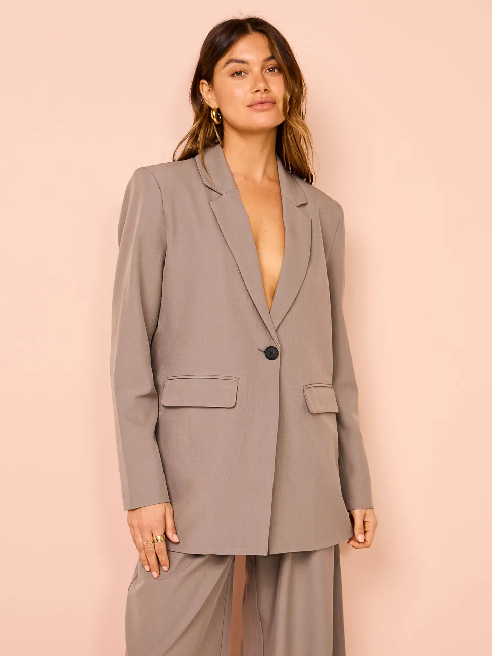 Elka Collective Murphy Blazer in Granite