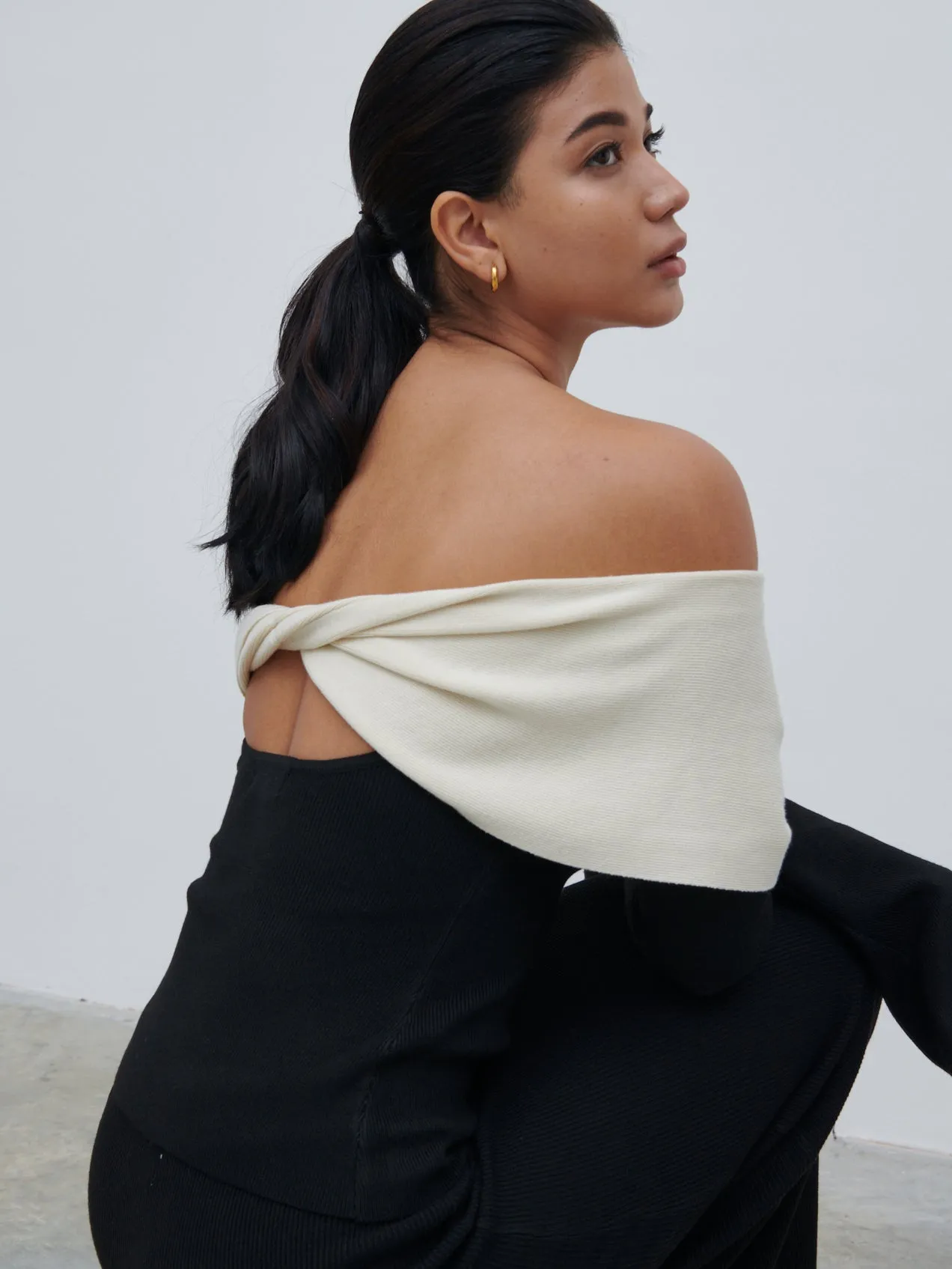 Ema Twist Bardot Knit Top - Black and Cream