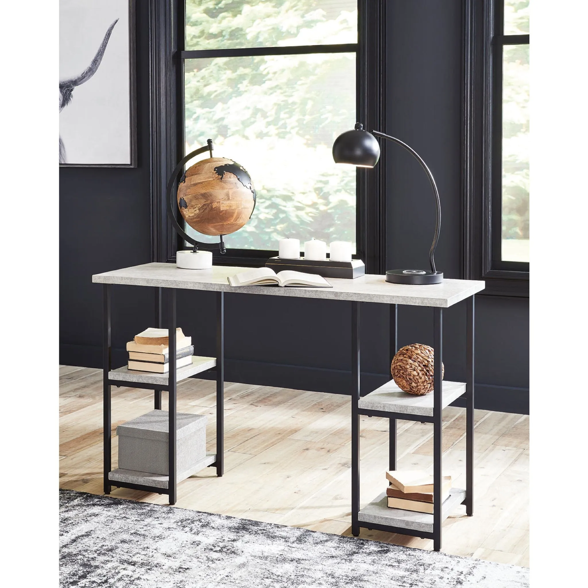 Lazabon Desk