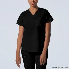 LT107 Landau Proflex V neck 2 Pocket top