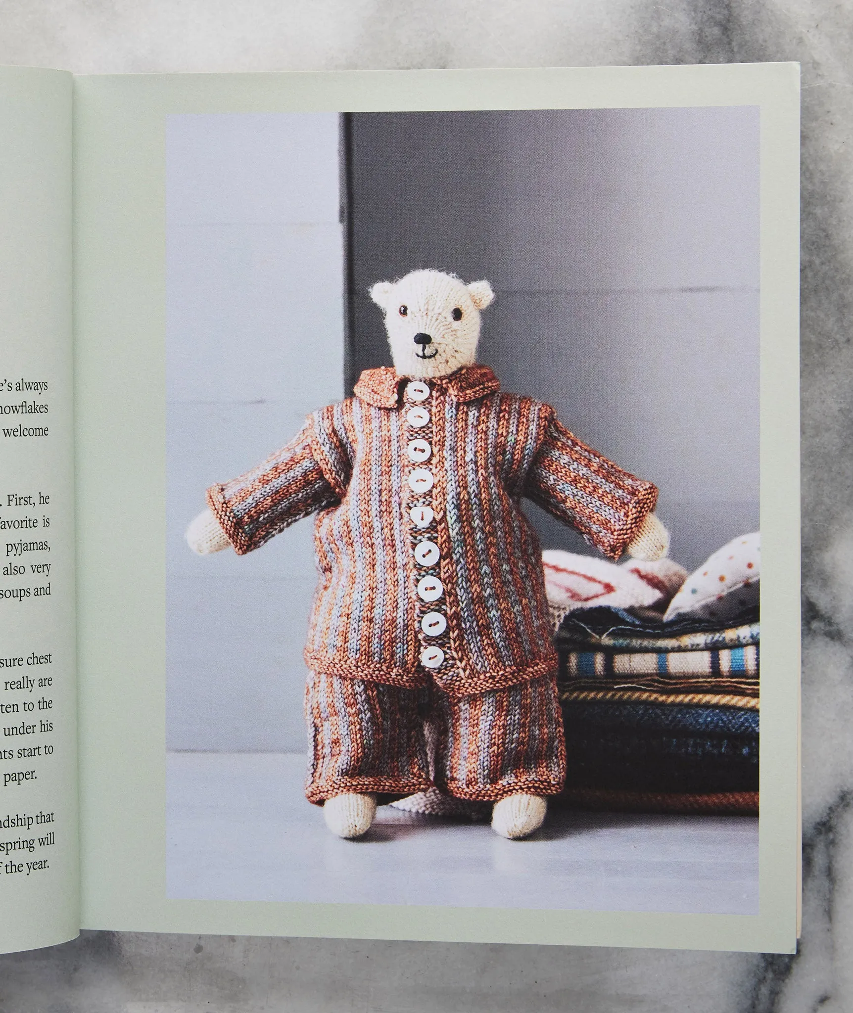 Mouche & Friends: Seamless Toys to Knit and Love