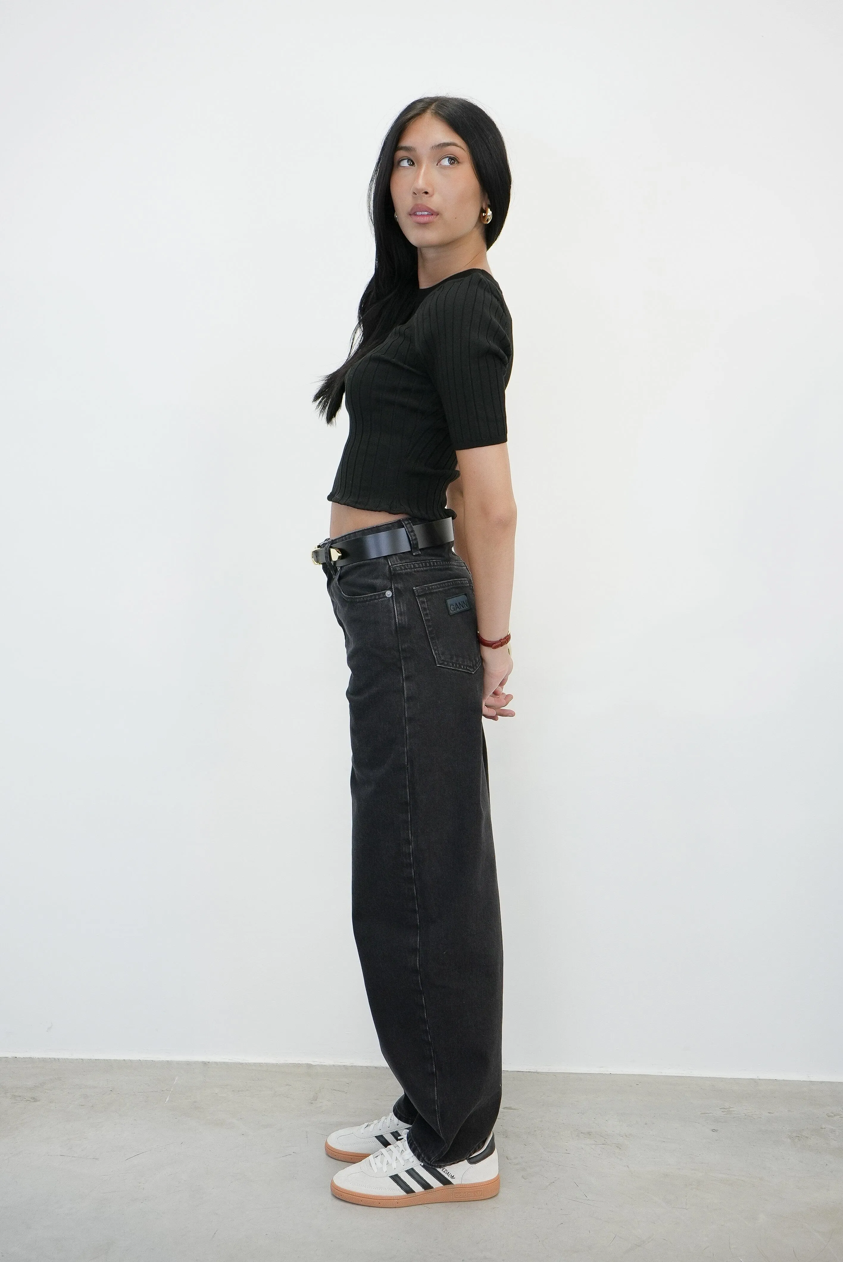 TARA CROP KNITTED TOP