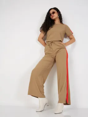 Women Beige Contrast Tape T-shirt With Track Pants