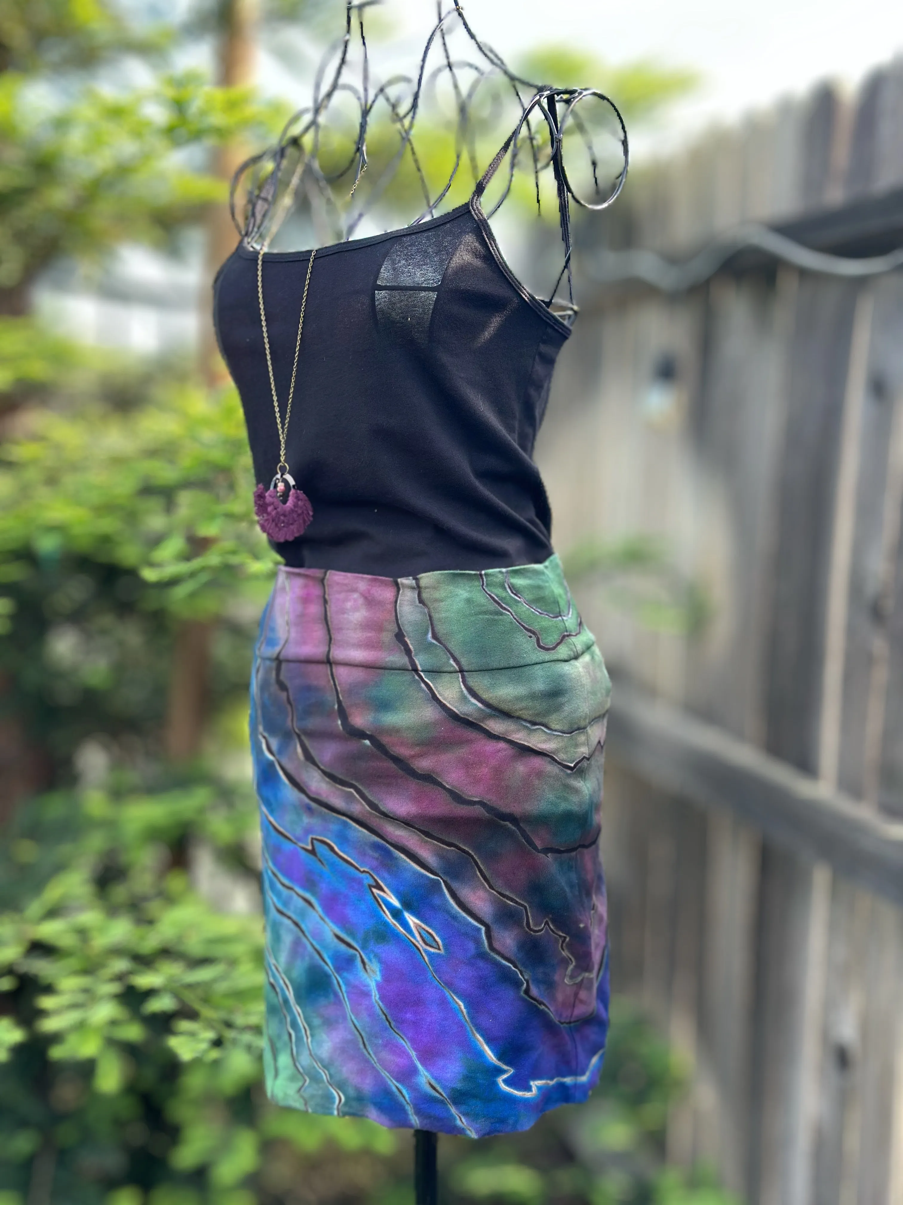 Women’s Medium Reverse Geode Mini Skirt in ‘Abalone’